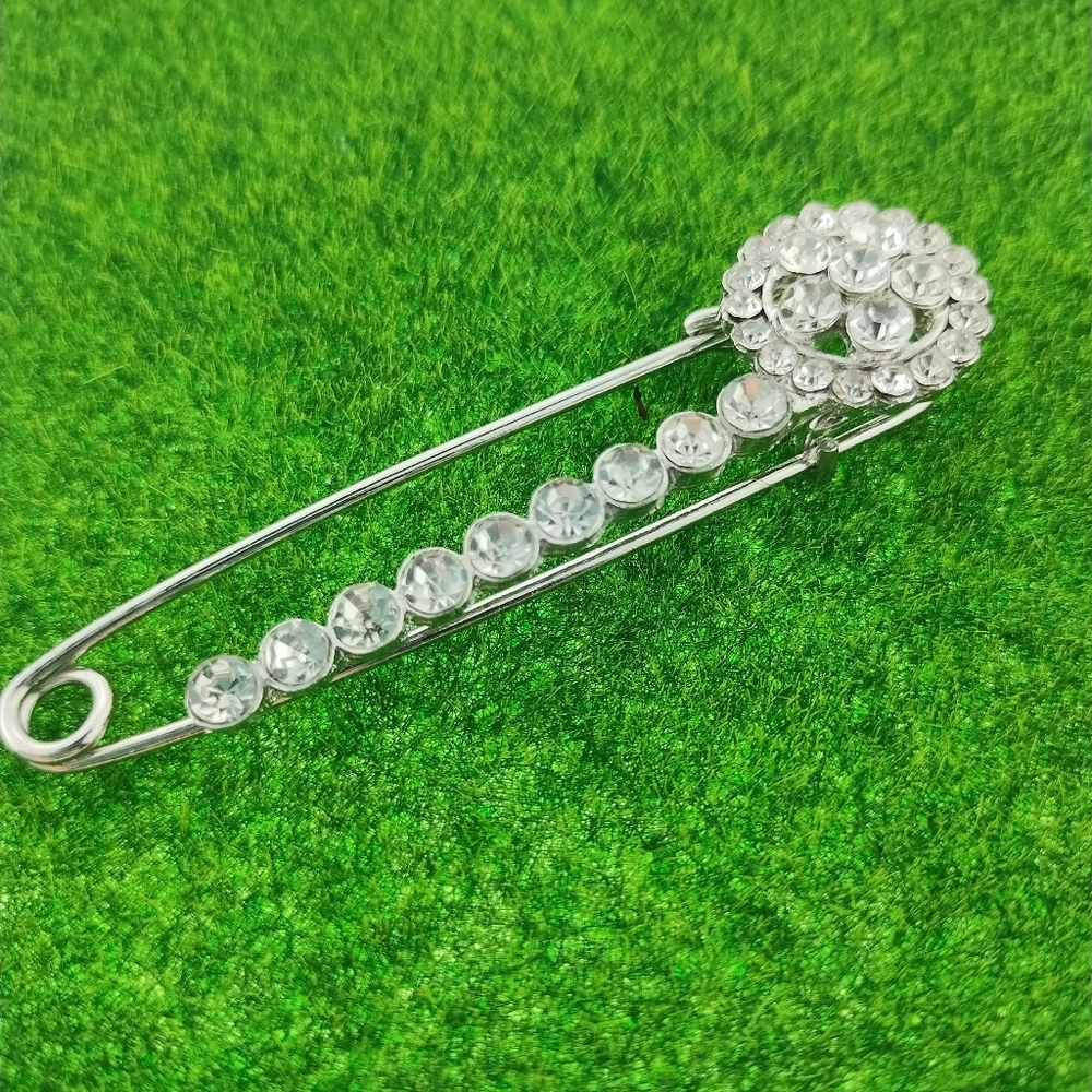 *Rhinestone Safety Pin Brooch